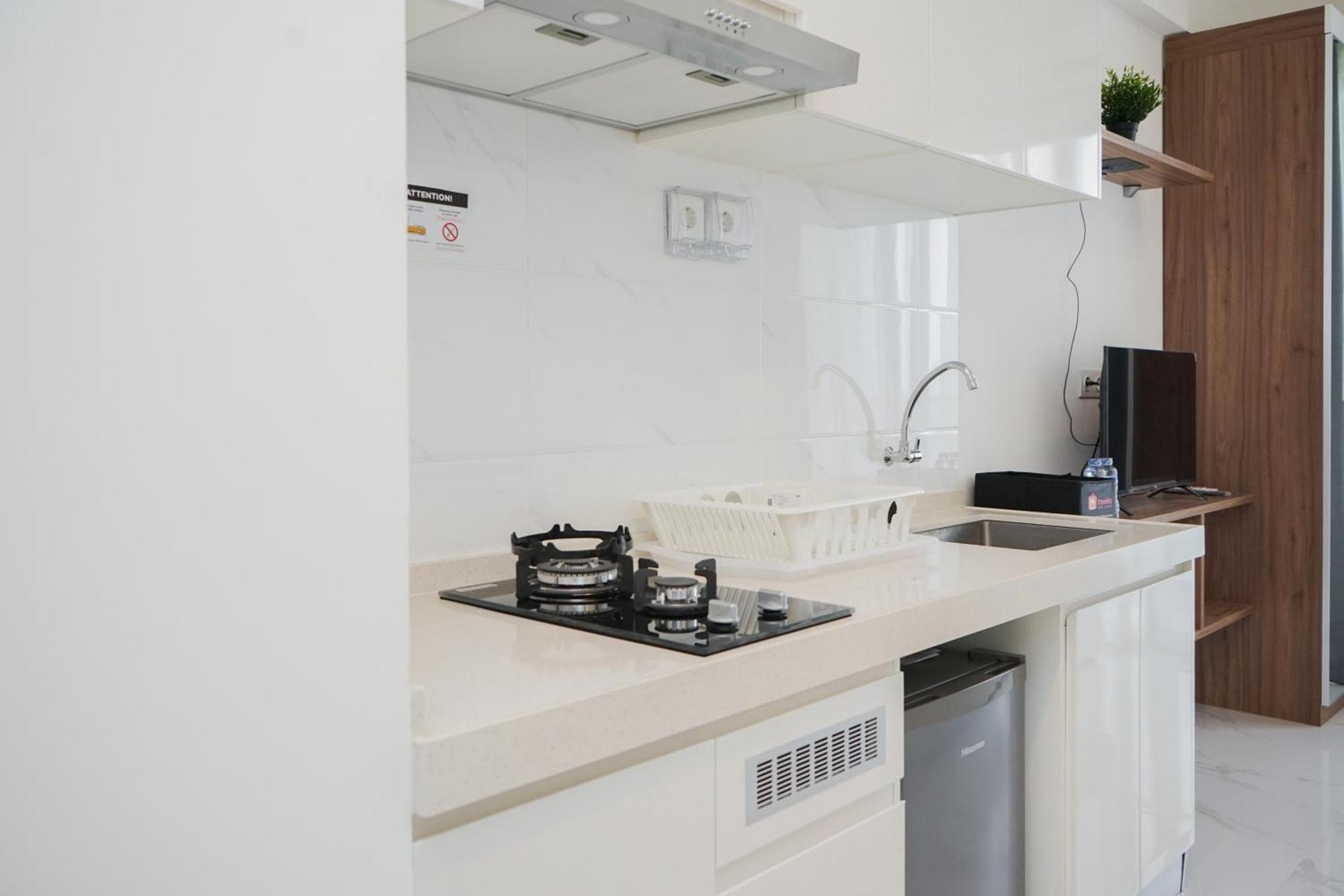 And Elegant At Sky House Bsd By Travelio Apartemen